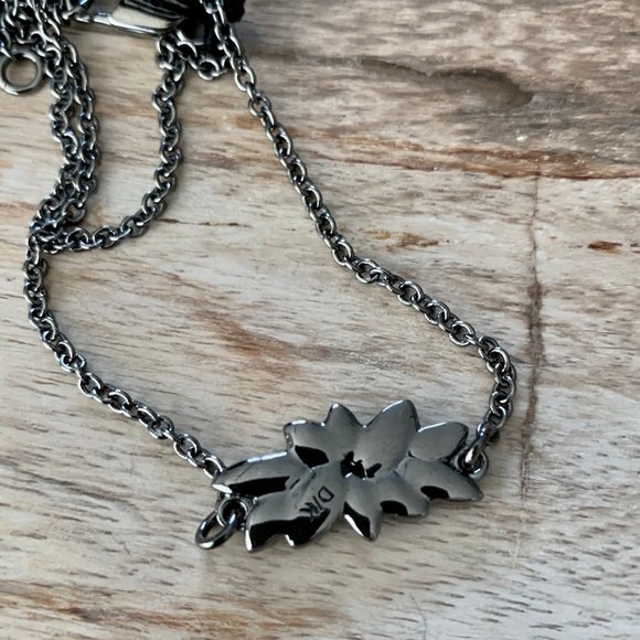 Dyrberg/Kern Ubonia Swarovski crystal flower necklace - Picture 5 of 5